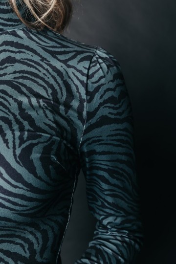 COLOURFUL REBEL TOP ZEBRA