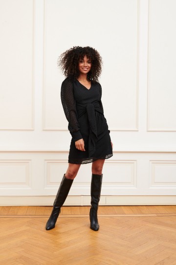 LOFTY MANNER JURK TJARA