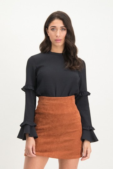 LOFTY MANNER TOP ELINA BLACK
