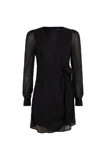 LOFTY MANNER JURK TJARA