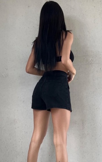 REDIAL JEANS SKORT BLACK NEW