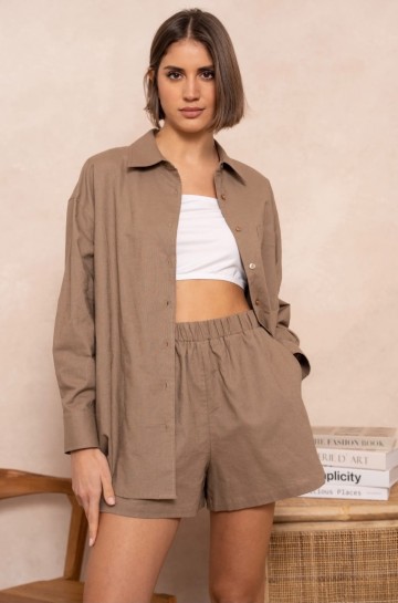 ATTENTIF SHORT LINNEN TAUPE