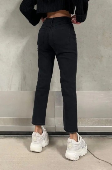 REDIAL MOM JEANS BLACK