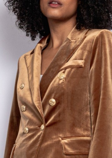 ATTENTIF BLAZER VELVET CAMEL