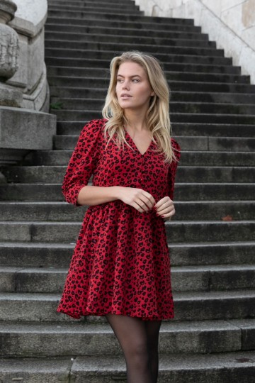 HASHTAG BIJ MARLEEN COLOURFUL REBEL AIMEE LEOPARD PUFF SLEEVE DRESS