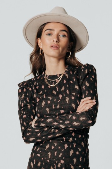 COLOURFUL REBEL TOP JOSS