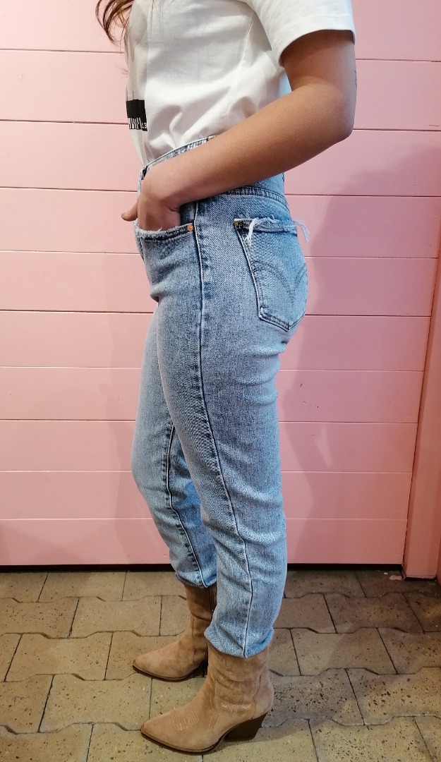 Queen sales mom jeans
